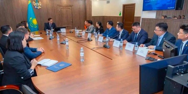 圆通速递携手哈萨克斯坦，共同打造中亚最大电商物流中心