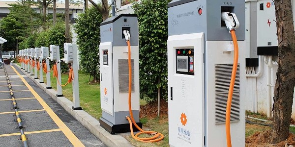 崔东树：需要进一步构建高质量充电基础设施体系